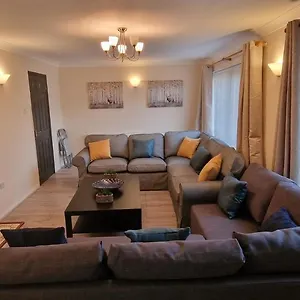 Holiday home Shirley L, Milton, Cambridge, 4 Bedroom House, Newly Refurbished, Milton (Cambridgeshire)